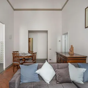 Apartment In Florence's Heart: Via Delle Seggiole, Florence